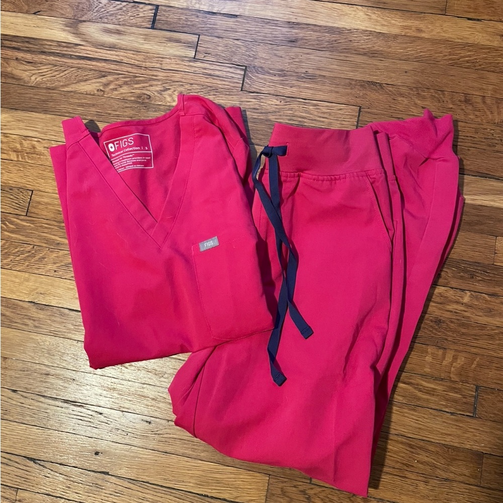 Pink figs set